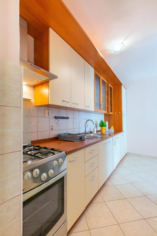 Apartment Amari Спліт Екстер'єр фото